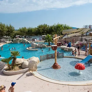 4* Camping La Pinede