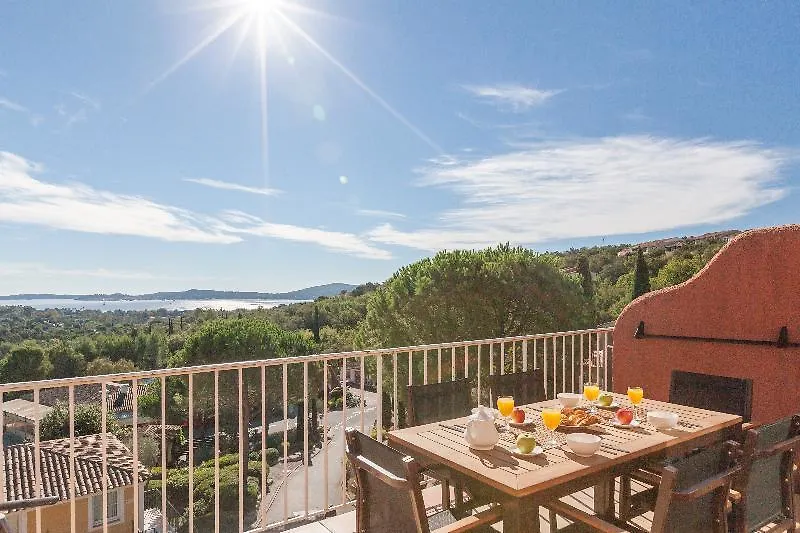 Appartement Les Restanques du Golfe de Saint Tropez à Grimaud 0*,